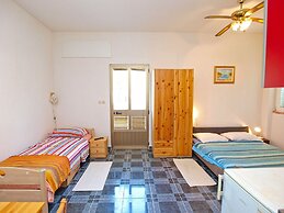 Apartments Ivo 1328