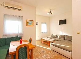 Apartments Ivo 1328