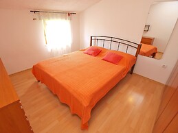 Apartments Mara 44