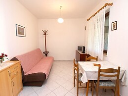Apartments Marisa 981