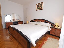 Apartments Lean 1048