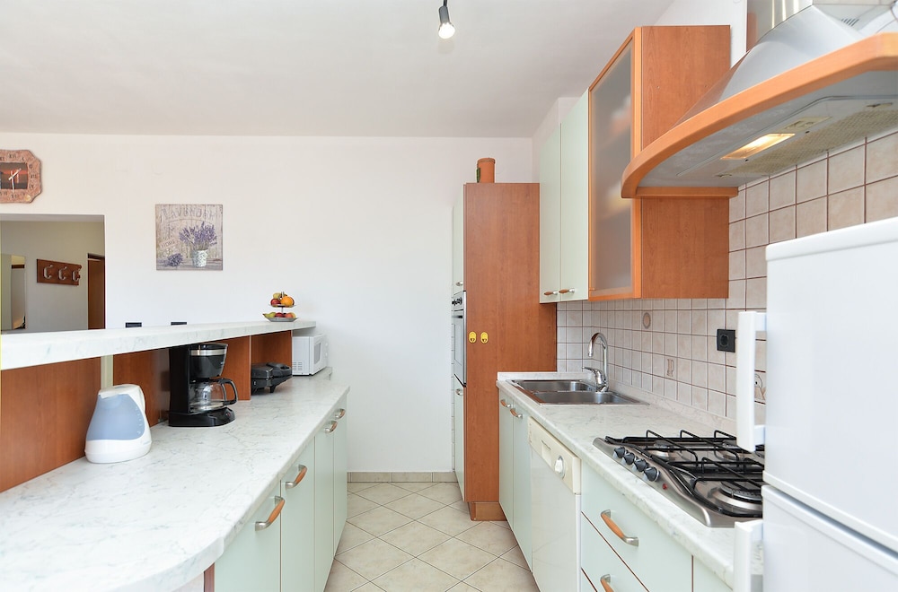Apartments Emil 596