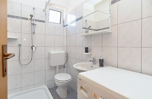 Apartments Emil 596