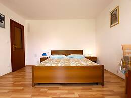 Apartments romano 1099