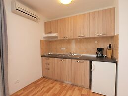 Apartments romano 1099