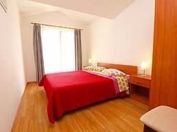 Apartments romano 1099