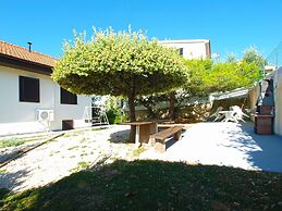 Apartments Eddi 66