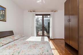 Apartments Eddi 66