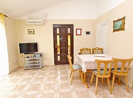 Apartments Lillies 1390