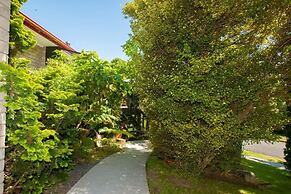 B&B on Marlowe