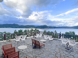 Rest pension