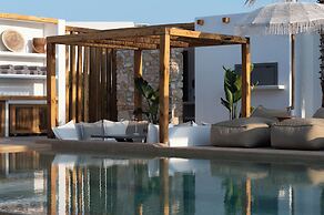 Kosmitis Suites & Villas