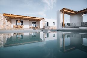 Kosmitis Suites & Villas