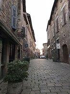 Hotel Raymond VII