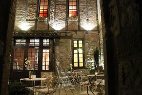 Hotel Raymond VII