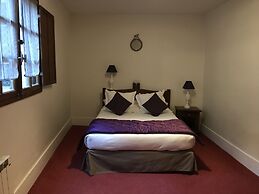 Hotel Raymond VII