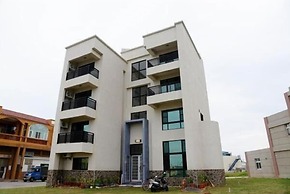Longman Villa