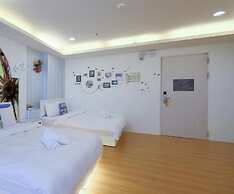 85 Asia Hotel
