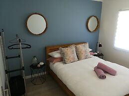 Coral Sands on Muizenberg