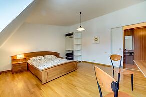 Home4day Central Cosy Flat