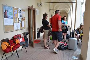Il Chiostro Hostel and Hotel