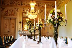 Kronovalls vinslott