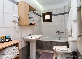 Alektor Studios & Apartments