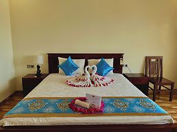 Phuong Binh House