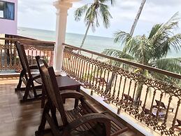 Phuong Binh House