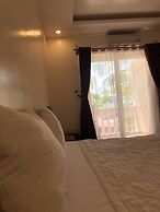 Phuong Binh House
