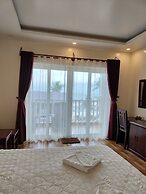 Phuong Binh House