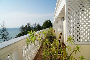 Phuong Binh House
