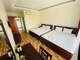 Phuong Binh House