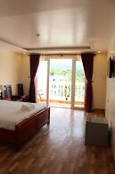 Phuong Binh House