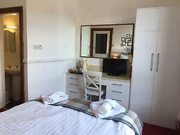 Comrie Hotel
