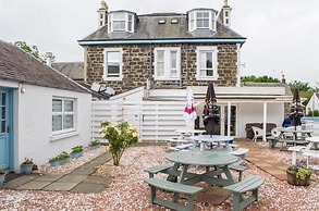 Comrie Hotel