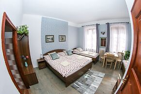 Mini Hotel Abraka