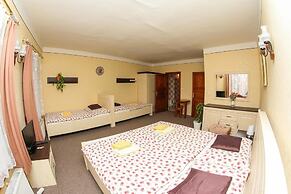 Mini Hotel Abraka