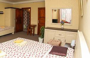 Mini Hotel Abraka