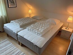 Stenrosgården logi