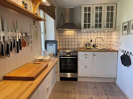 Stenrosgården logi