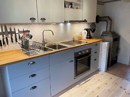 Stenrosgården logi