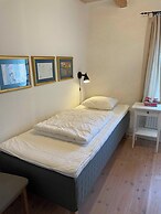 Stenrosgården logi