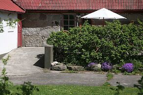 Stenrosgården logi