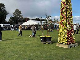 Stenrosgården logi