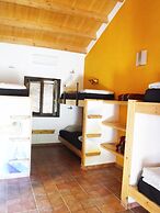 Tantaka - Albergue de los Meleses - Hostel