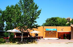 Tantaka - Albergue de los Meleses - Hostel