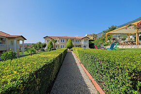 Larimar Suite Hotel