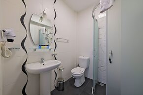 Larimar Suite Hotel