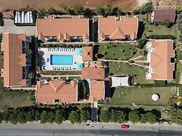 Larimar Suite Hotel